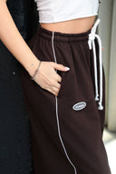 Karma Jogger Pants / Coffee beans
