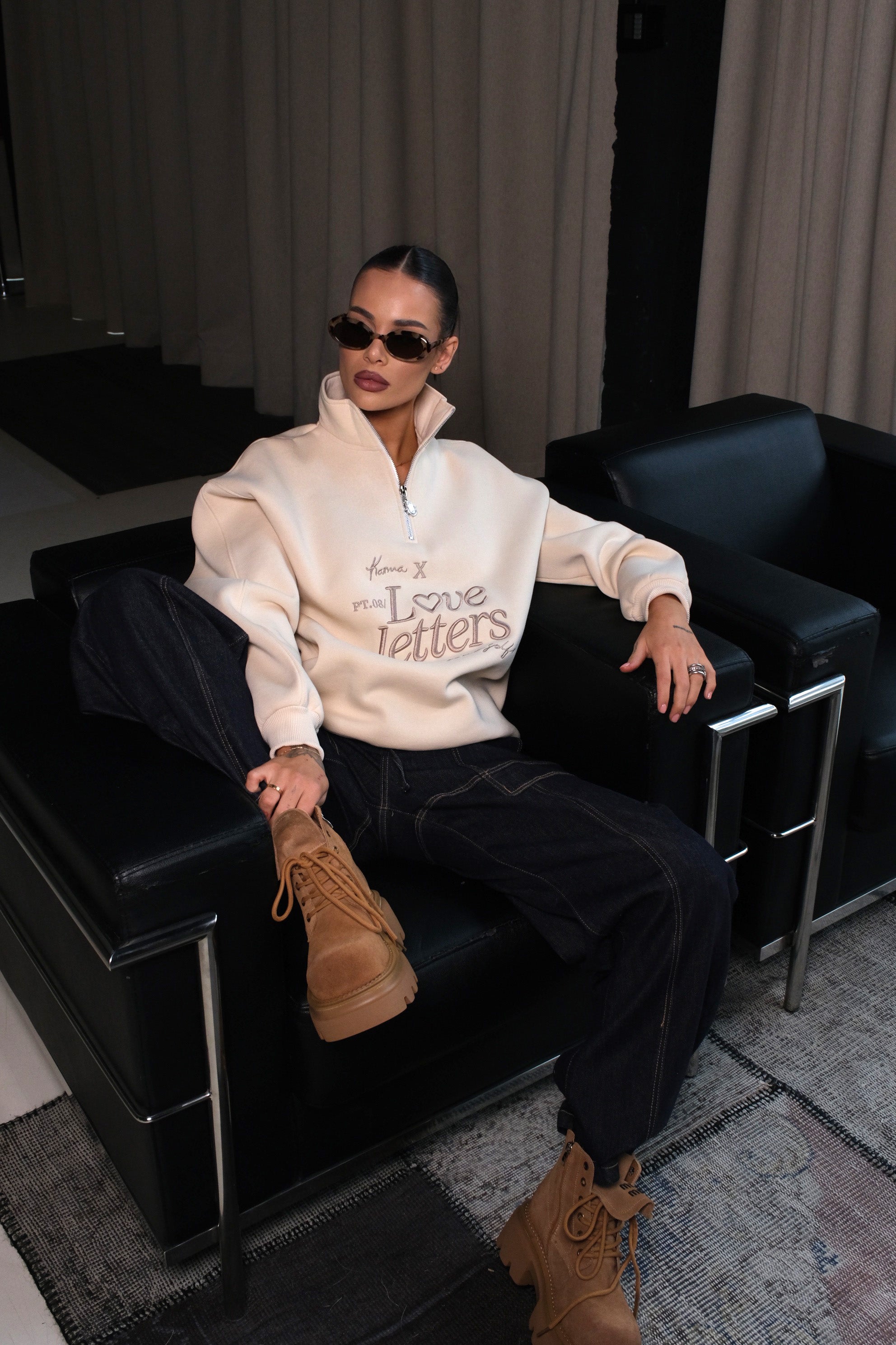 Hoodie LOVE LETTERS / Butter