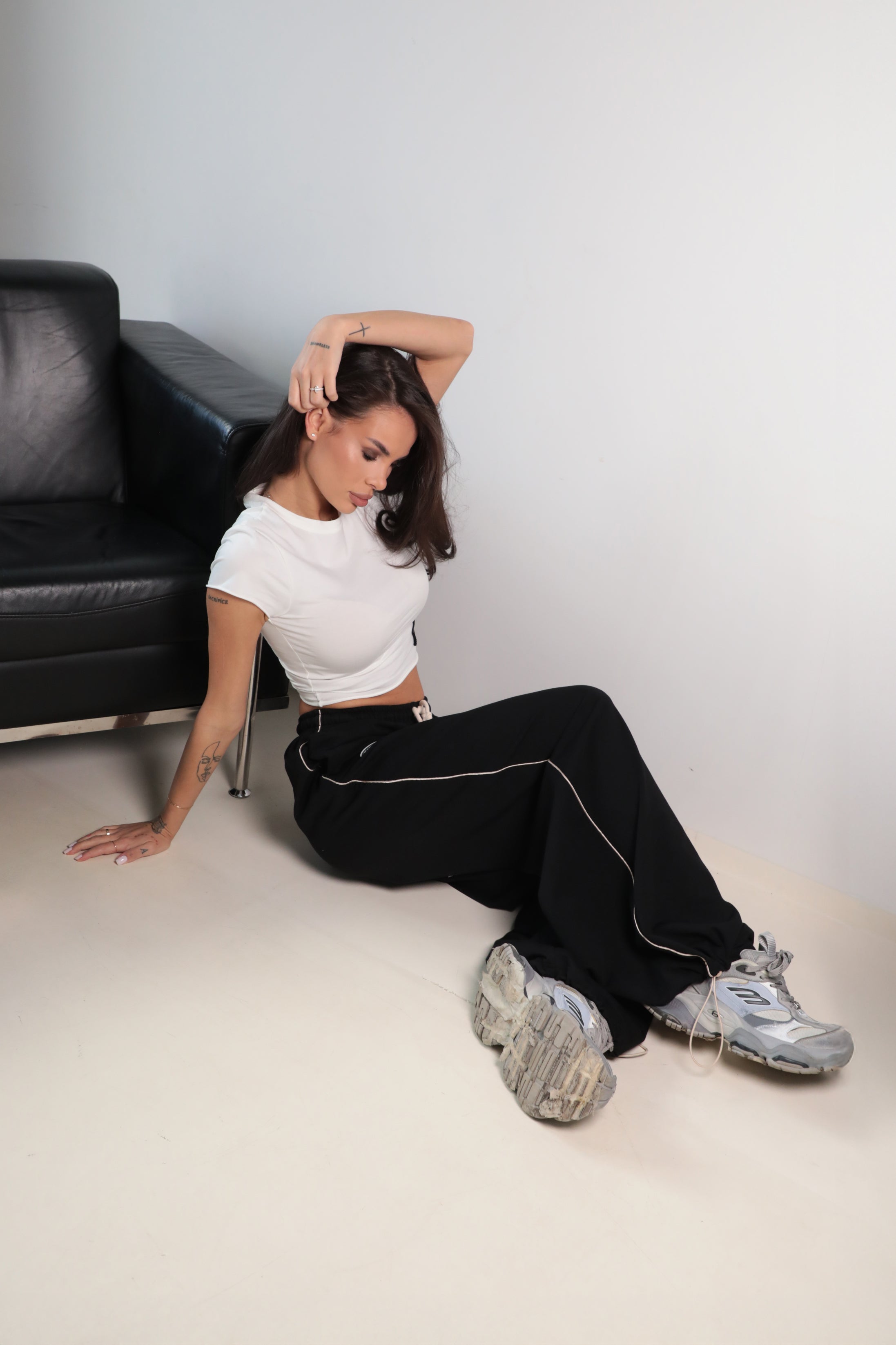 Karma Jogger Pants / Jet Black