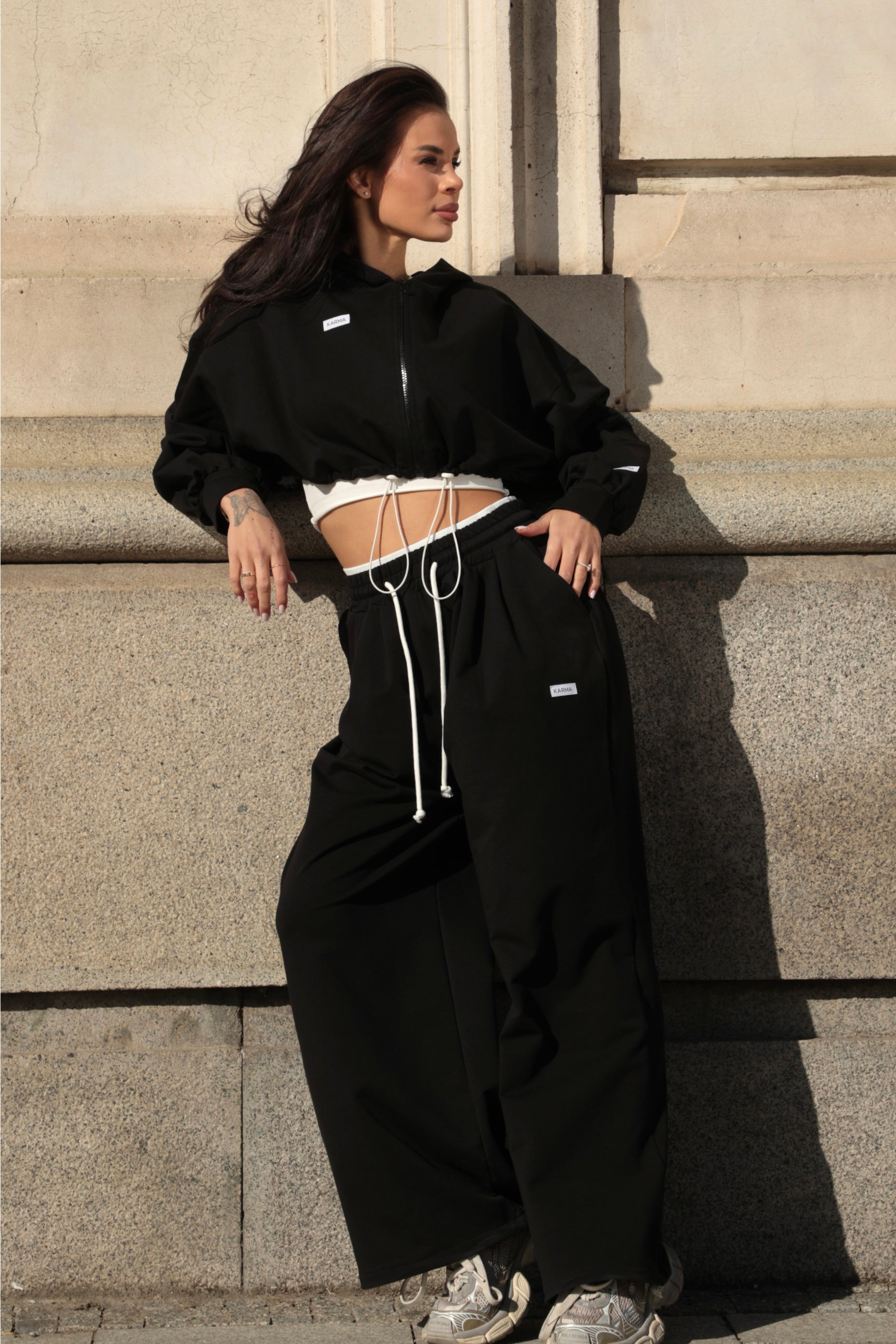 Сет 2 части Effortless / Jet Black