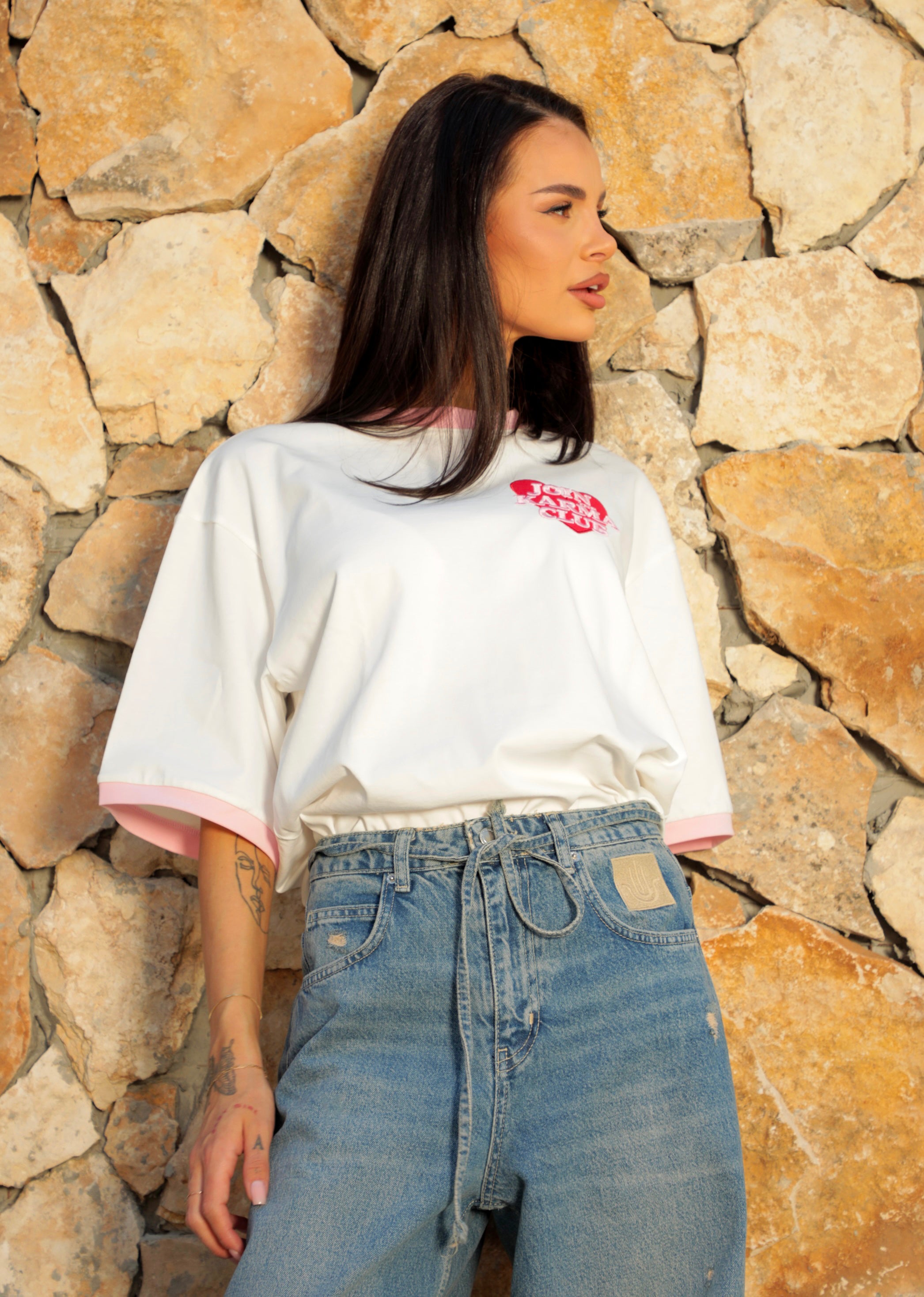 T-shirt The KARMA club
